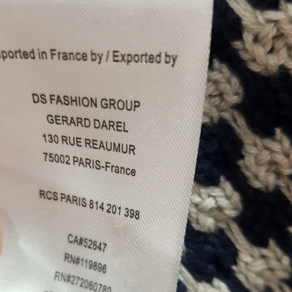 Gerard Darel Navy and White Patterned Cardigan Size 1 - Picture 14 of 15